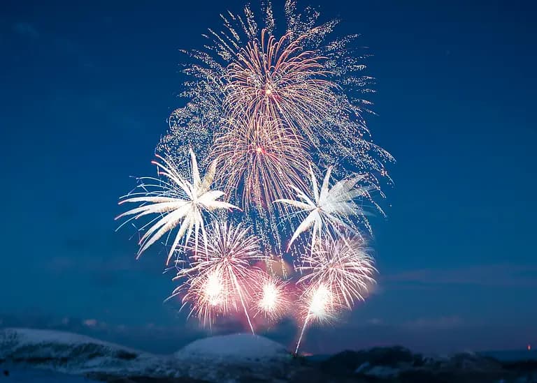 Where to Go For New Years 2024 USA - Manitou Springs  - shared by ratepunk travel blog