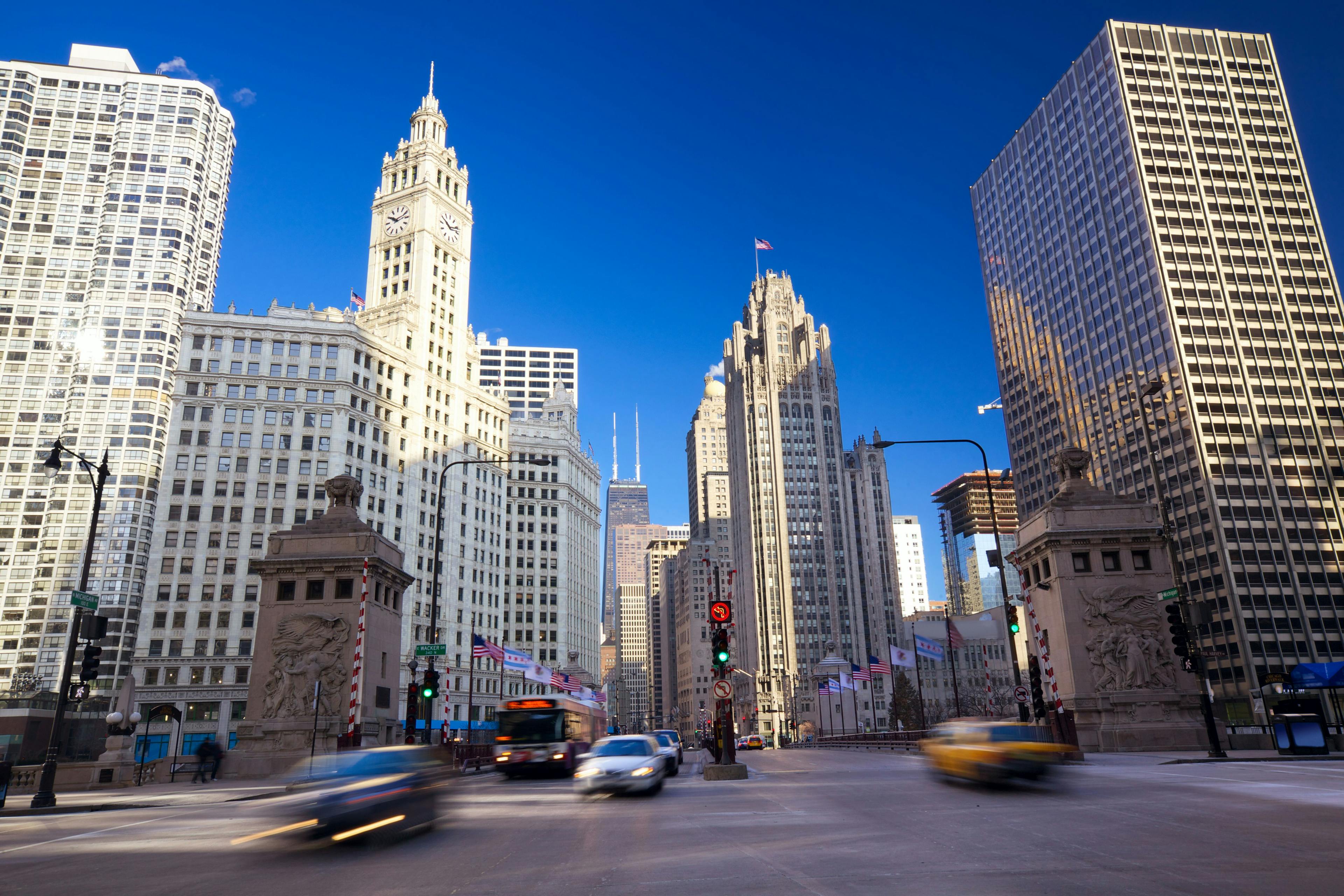 Safest Areas to Stay in Chicago - Magnificent Mile - ratepunk blog