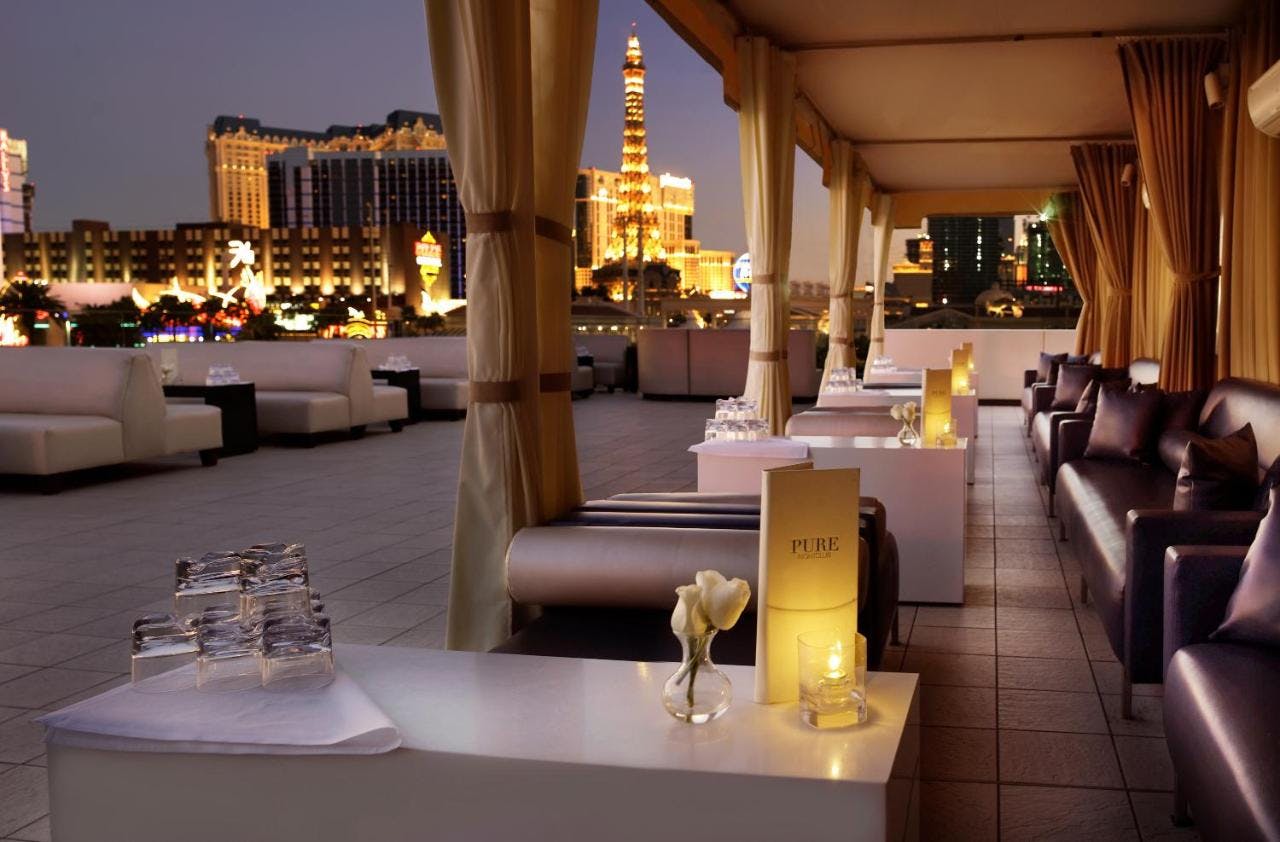 TOP 10 Cool Las Vegas Hotels In A Nutshell [2023]