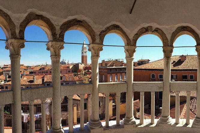 Scala Contarini Del Bolovo - most instagrammable places in Venice - RatePunk