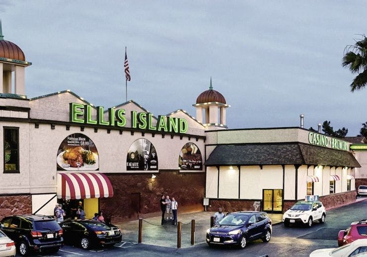  Ellis Island Hotel Casino & Brewery