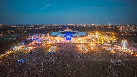 LOLLAPALOOZA BERLIN-  Die größten Festival in Deutschland:- RATEPUNK