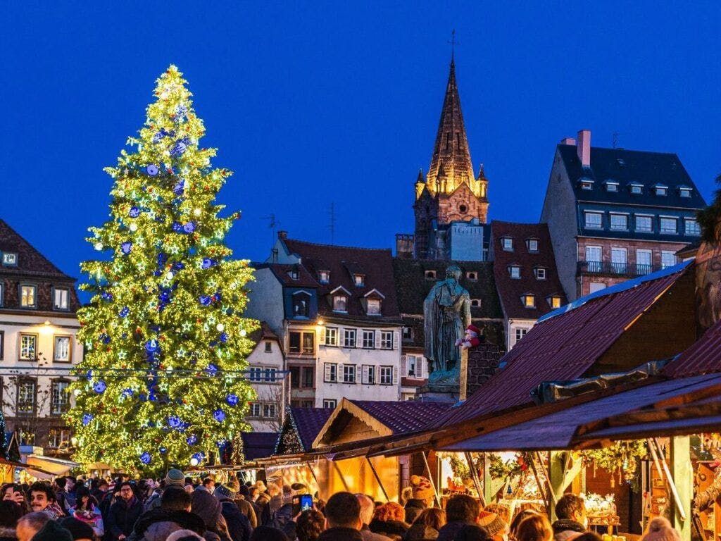 Strasbourg Christmas Tree - cities with beautiful Christmas trees 2023/2024 