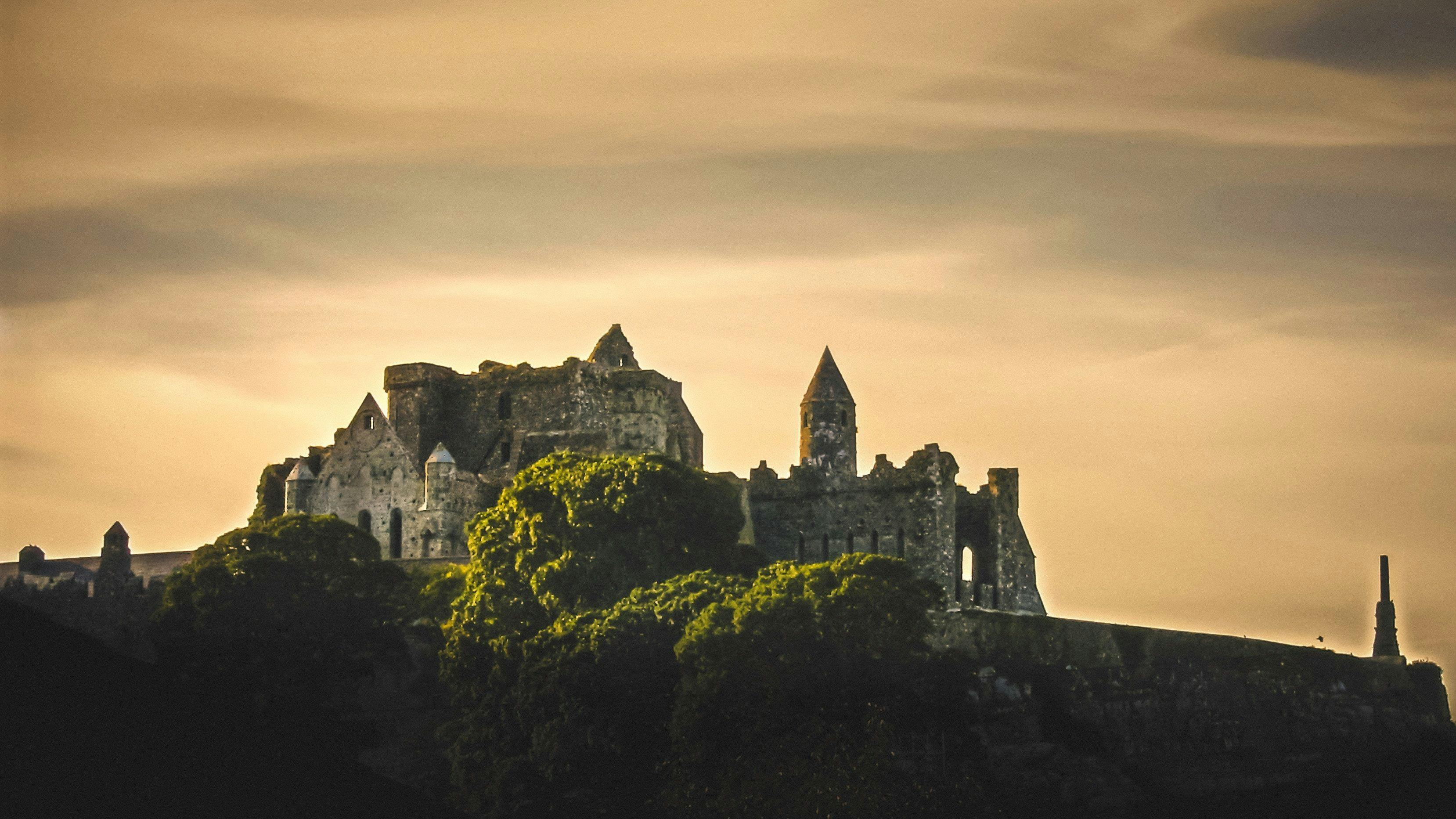 The Rock of Cashel in County Tipperary - places to visit in Ireland - RatePunk