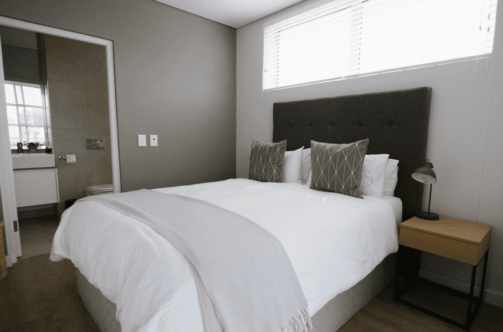 Trip.com vs RatePunk: Which Finds Better Deals?