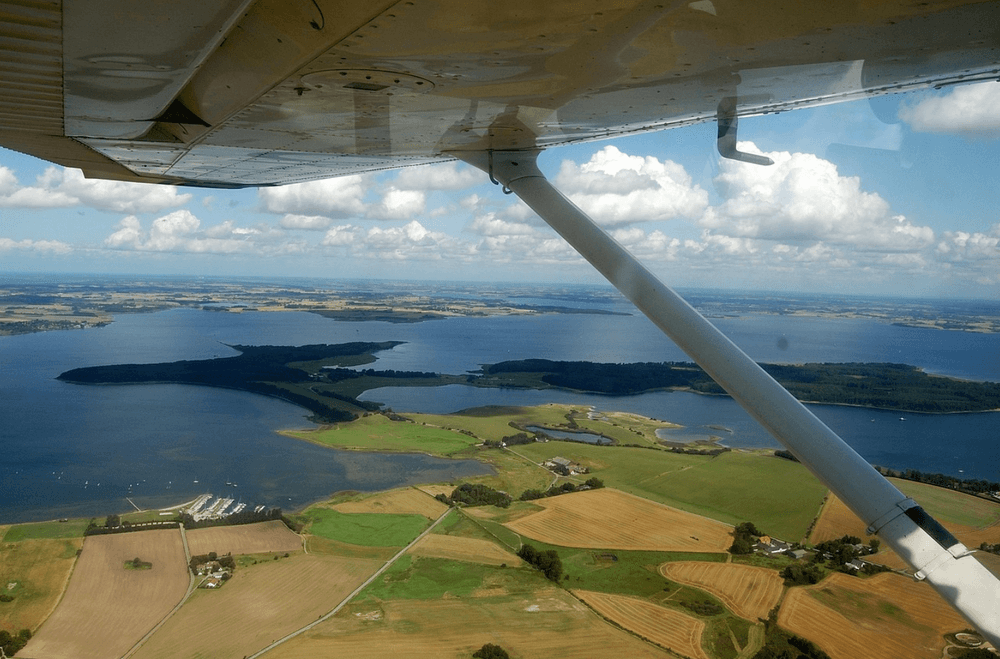 Google Travel vs RatePunk: Which Finds Better Deals?