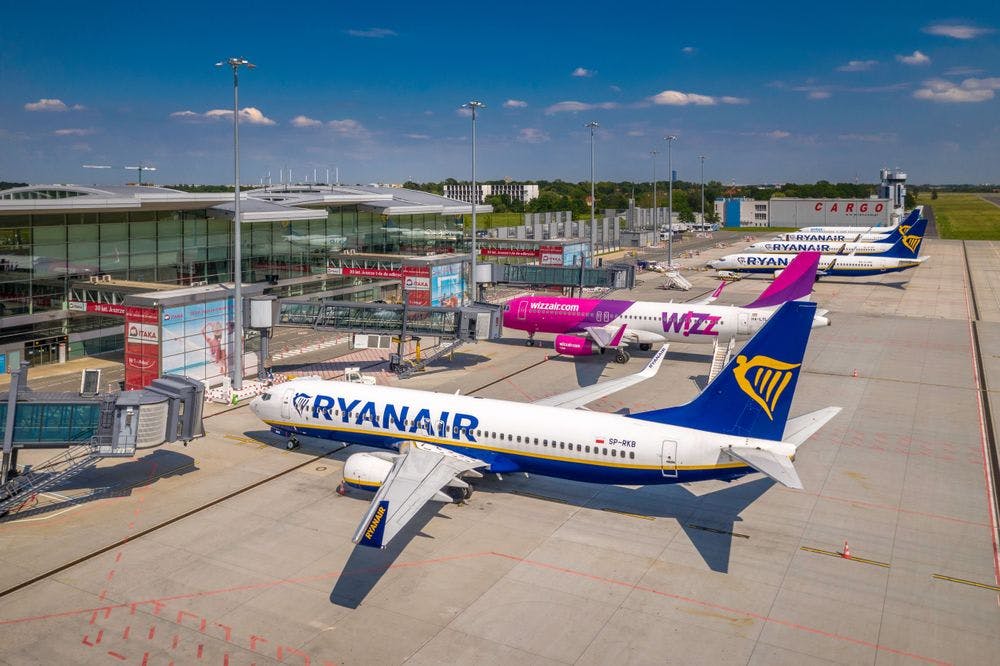 Wizz Air vs Ryanair - Choosing the Best Low-Cost Airline