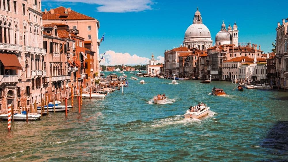 Best Website to Book Cheap Flights to Italy