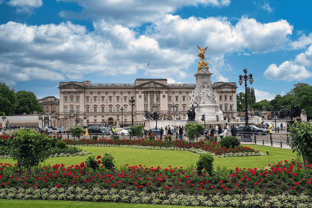 Best 25 Hotels near Buckingham Palace London – 2025 Edition