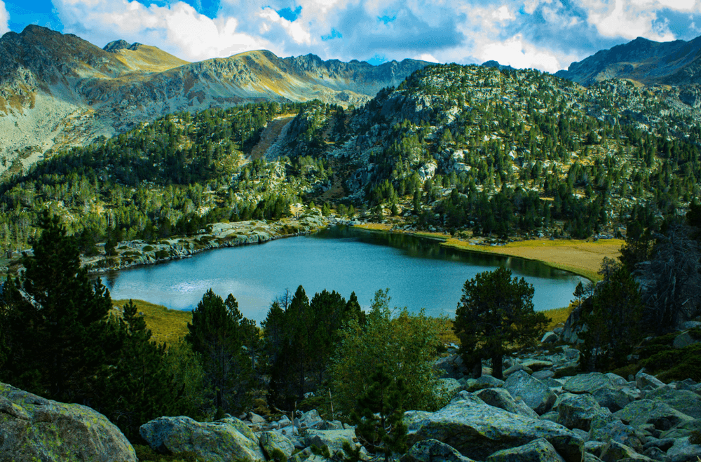 Best Platform To Find The Cheapest Flight Tickets & Deals From Andorra La Vella, Andorra