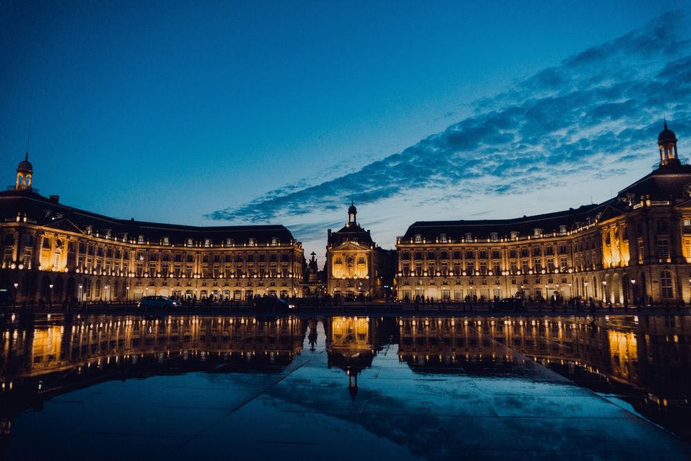 Bordeaux Itinerary: Comparing ChatGPT's Advice to a Local Guide's Recommendations