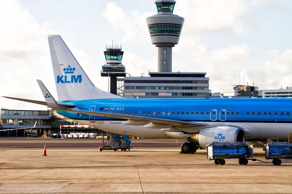 KLM vs Lufthansa: Comparing Europe's Premier Airlines