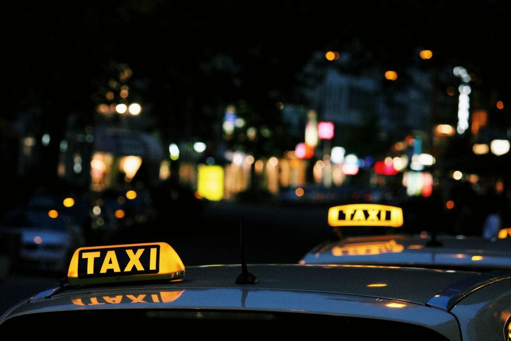 Scam Alert: How To Not Get Scammed By The Taxi Driver | Travel TIps