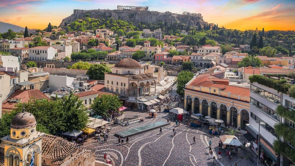 Places to Avoid in Athens : Safety Guide