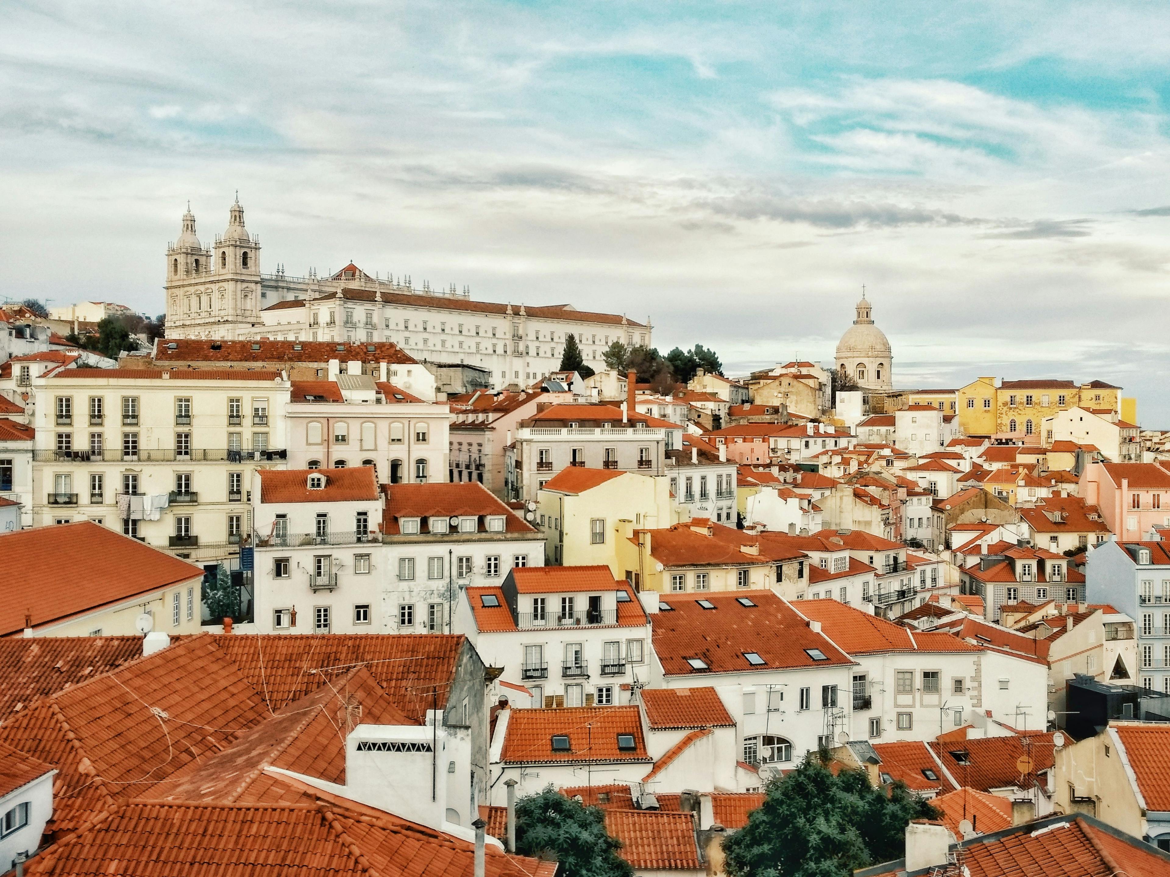 Airbnb Restrictions on Short-Term Rentals Around the World - RatePunk - Portugal