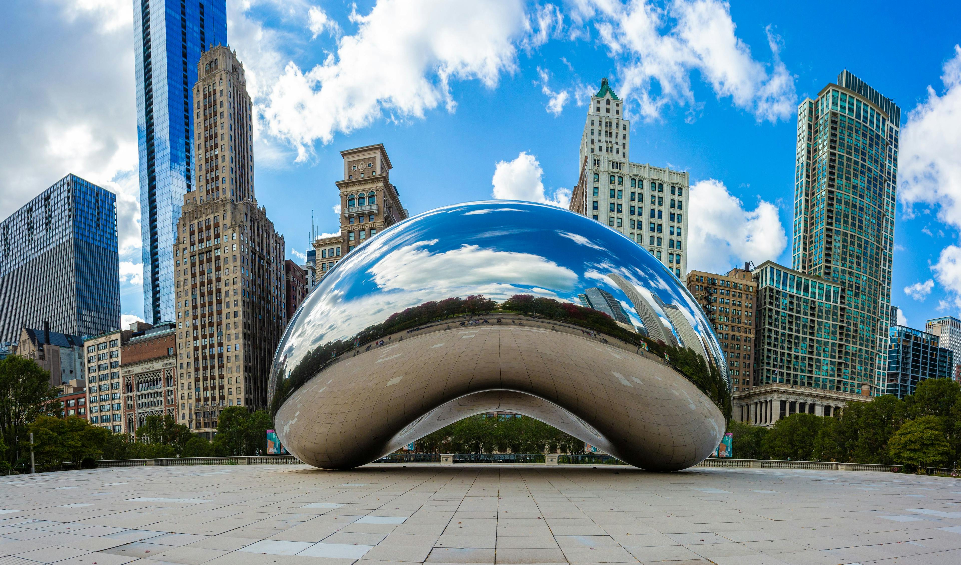 Safest Areas to Stay in Chicago - Chicago Loop - ratepunk blog