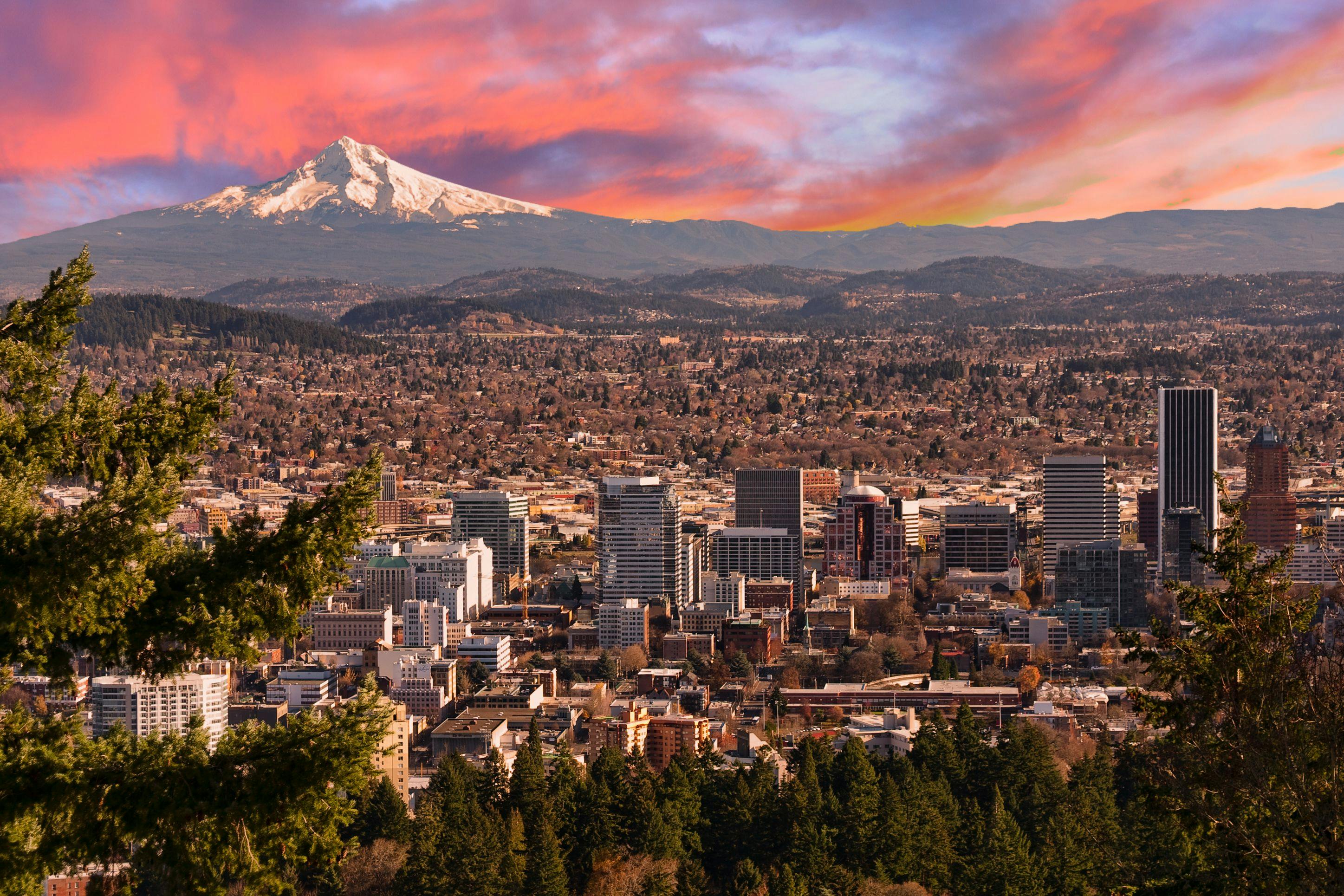 Safest Cities to Visit in the USA - Portland, Oregon - RatePunk