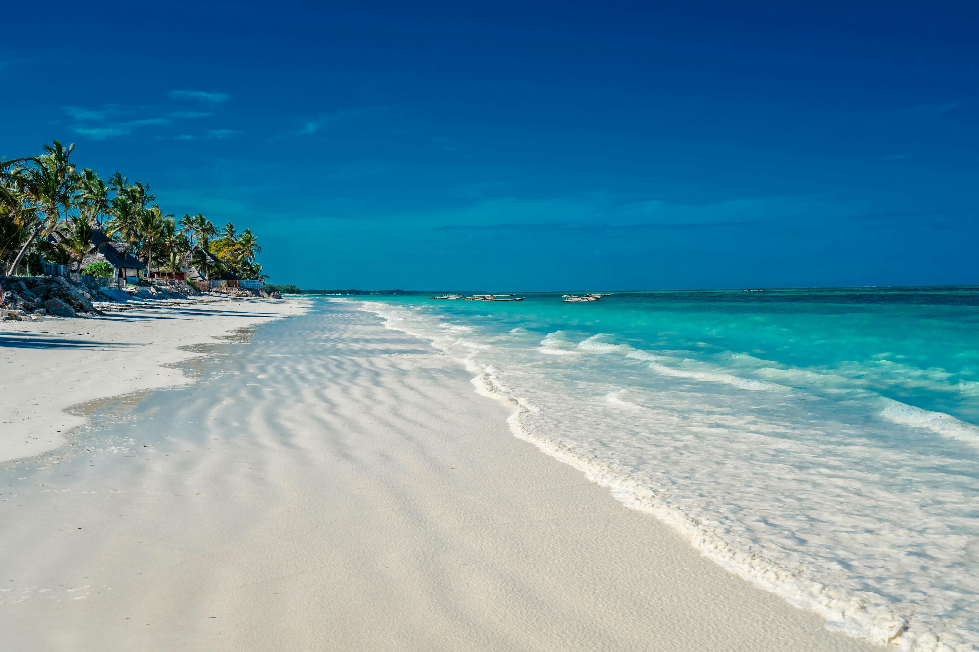 top beaches in Zanzibar - JAMBIANI beach- RatePunk