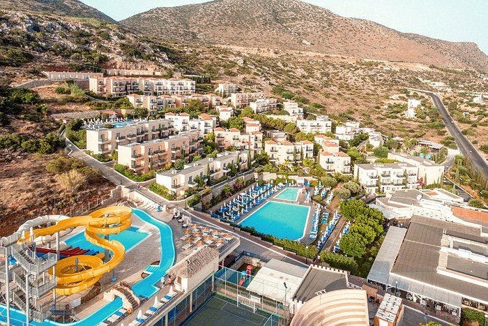 Village resort in Crete, hotel with water park in Europe, Ratepunk